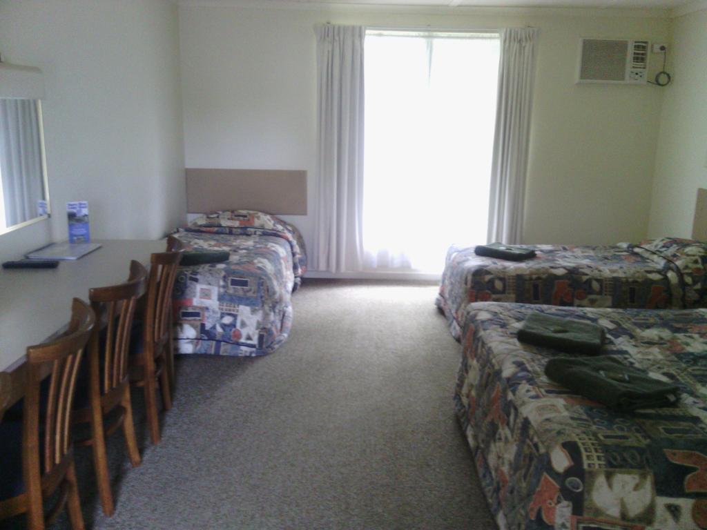 Snowy River Lodge Motel Orbost Bilik gambar