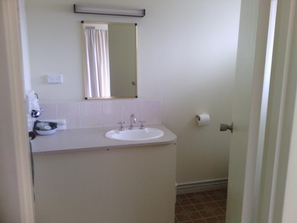 Snowy River Lodge Motel Orbost Bilik gambar